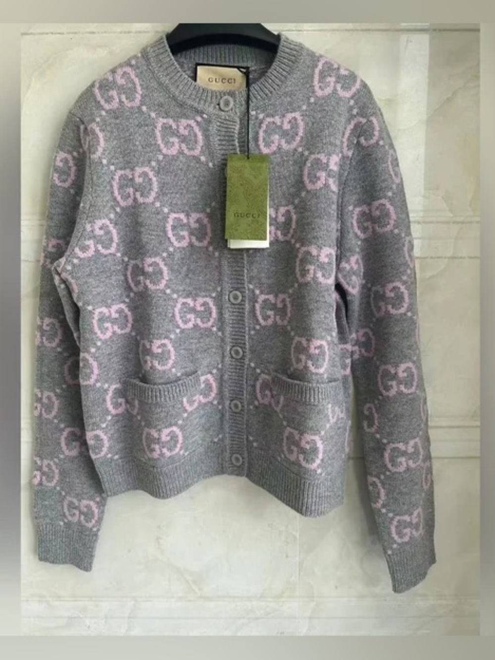 Gucci GG Monogram Grey‑Pink Cropped Knit Cardigan Button Front Pockets
